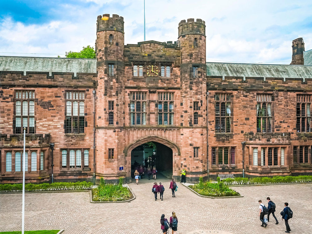 Welcome to Our Senior Girls' School